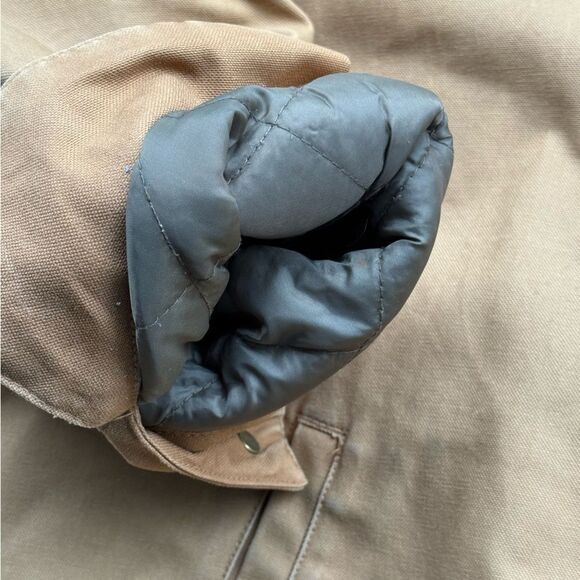 C.E. Schmidt Men's Workwear Wheat Colored Fleece Lined Quilted Jacket Size XL - Picture 10 of 13